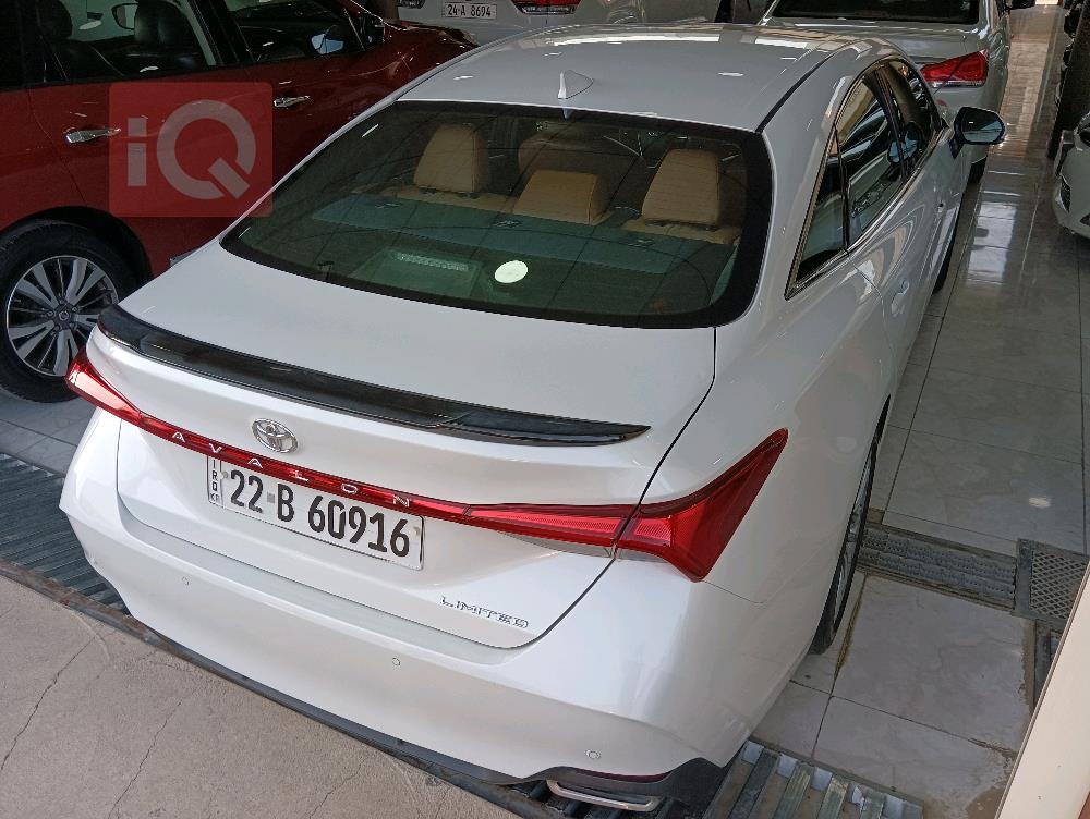 Toyota Avalon